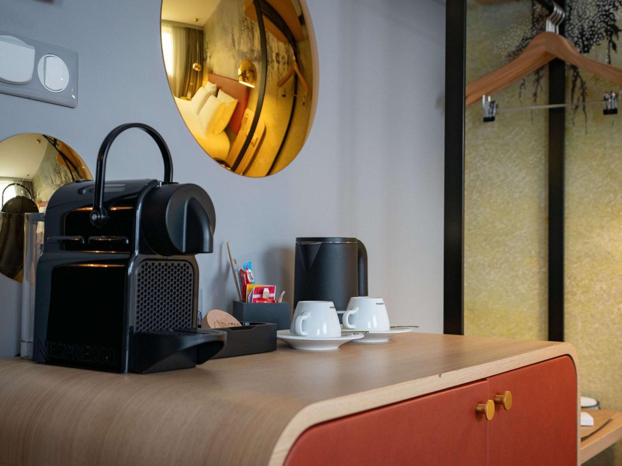 Mercure Saint Omer Centre Gare Экстерьер фото