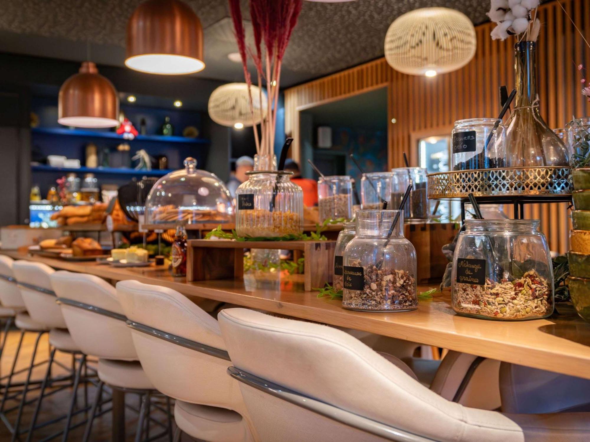 Mercure Saint Omer Centre Gare Экстерьер фото